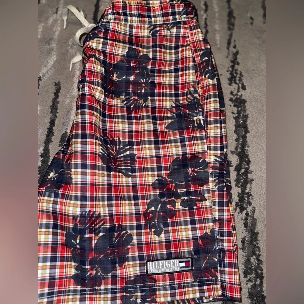 VTG Tommy Hilfiger Mens Lined Board Shorts plaid with palm trees Size LARGE - Picture 2 of 10
